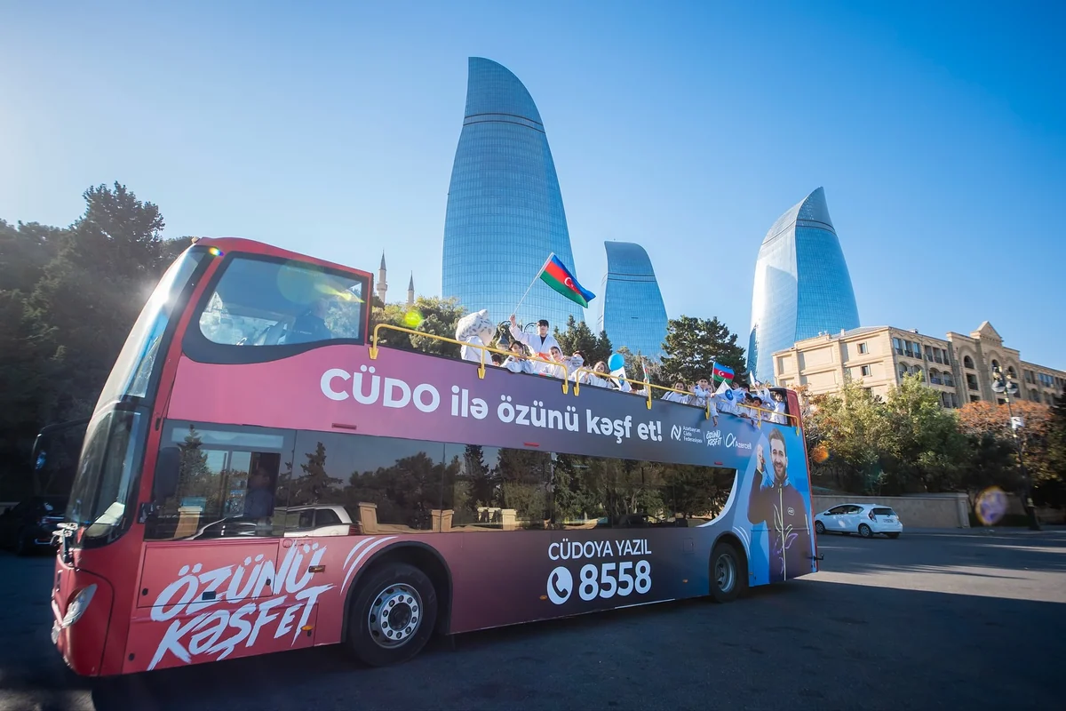 Bakıda Ümumdünya Cüdo Günü ilə əlaqədar Şəhər turu həyata keçirilib
