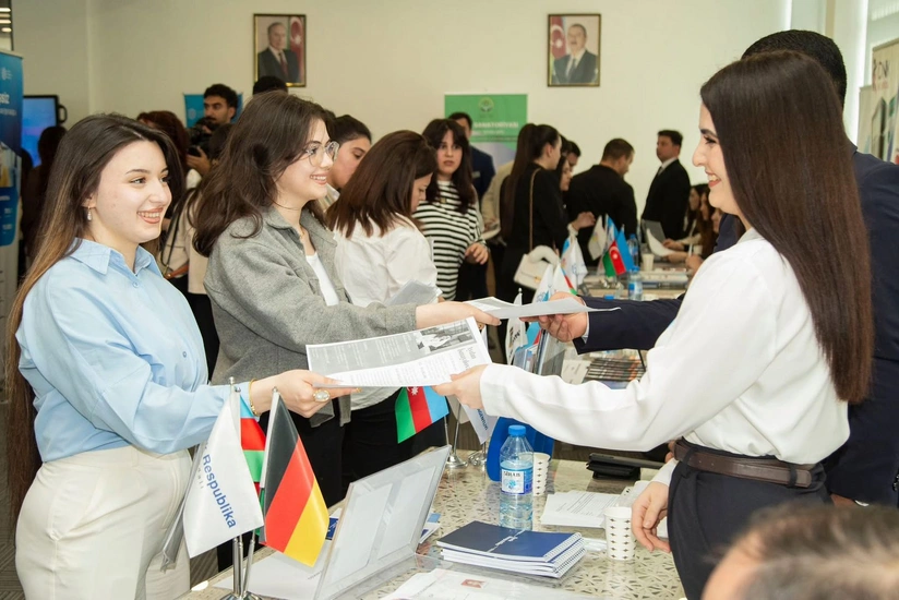 ASAN könüllülərinin növbəti karyera sərgisi keçirilib