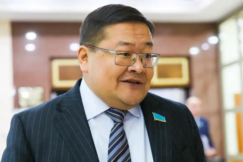 Qazaxıstan Parlament Məclisinin üzvü: Konstitusiya dövlətin və xalqın həyatı ilə birbaşa əlaqəlidir