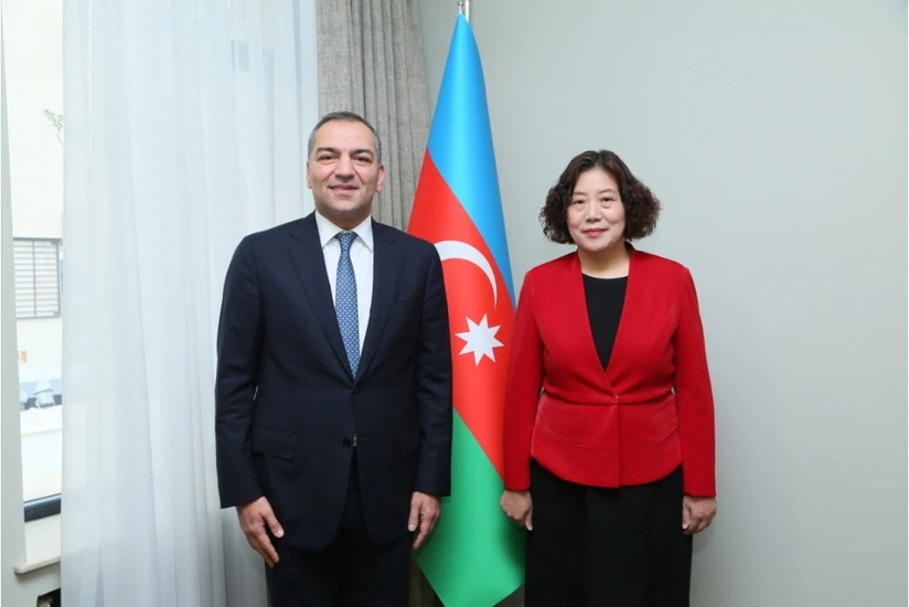 Азербайджан и КНР обсудили сотрудничество в сфере туризма