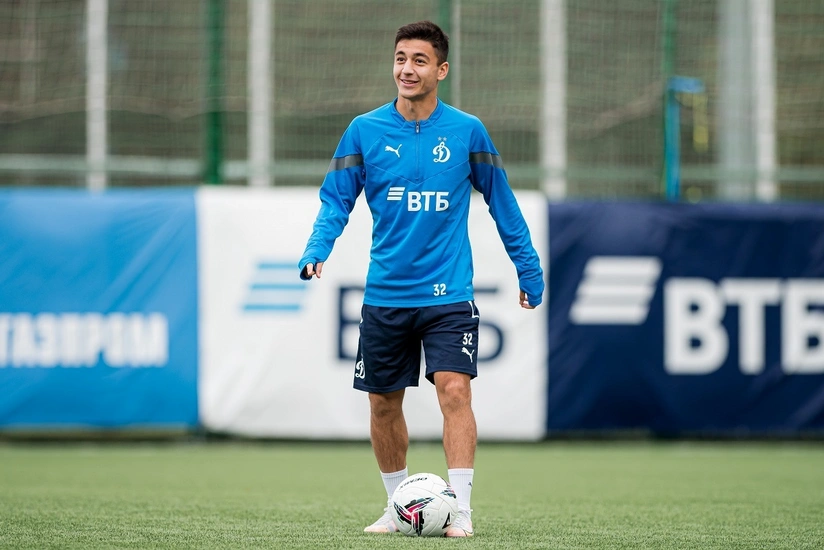 AFFA-nın danışıq apardığı azərbaycanlı futbolçu Rusiyanın gənclər millisinə dəvət alıb