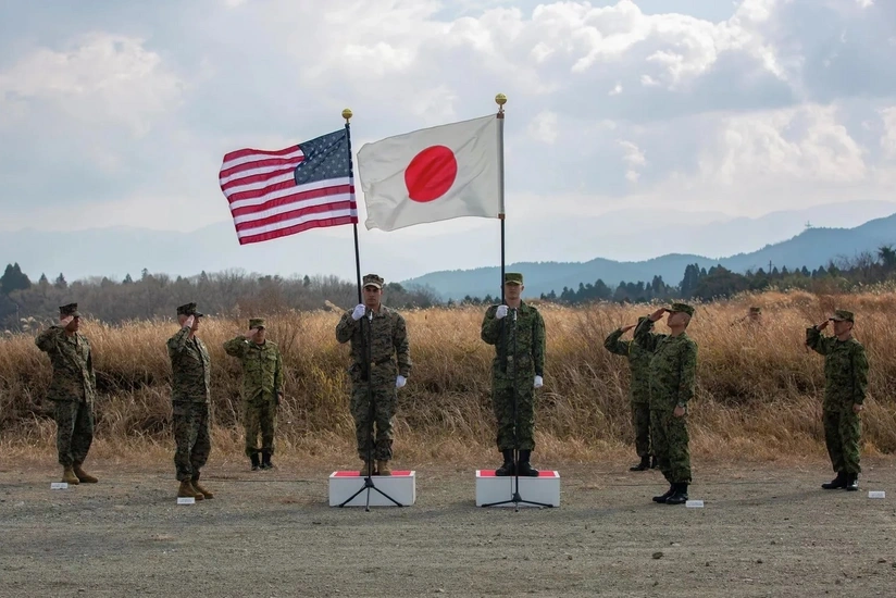 Япония и США намерены активизировать совместные учения