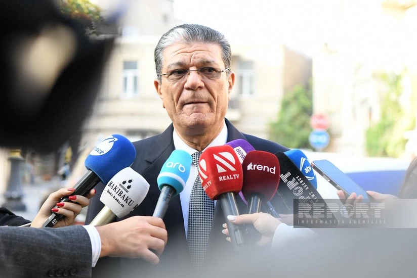 Mirzə Fətəli Axundov küçəsində sökülən bina tarixi tikili deyil - RƏSMİ