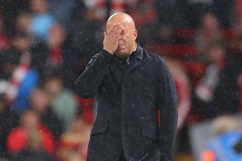 Liverpul öz meydanında böyük hesabla məğlub olub