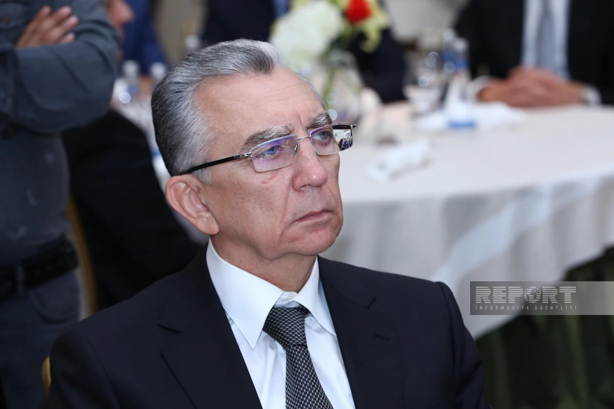 Eldar Əzizov: Bəzi məmurların xəyanət yoluna düşdüyü hallarla qarşılaşırıq