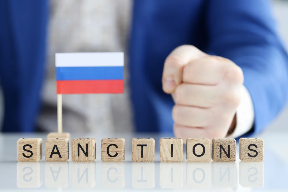 Россия расширила стоп-лист для представителей ЕС в ответ на новый пакет санкций
