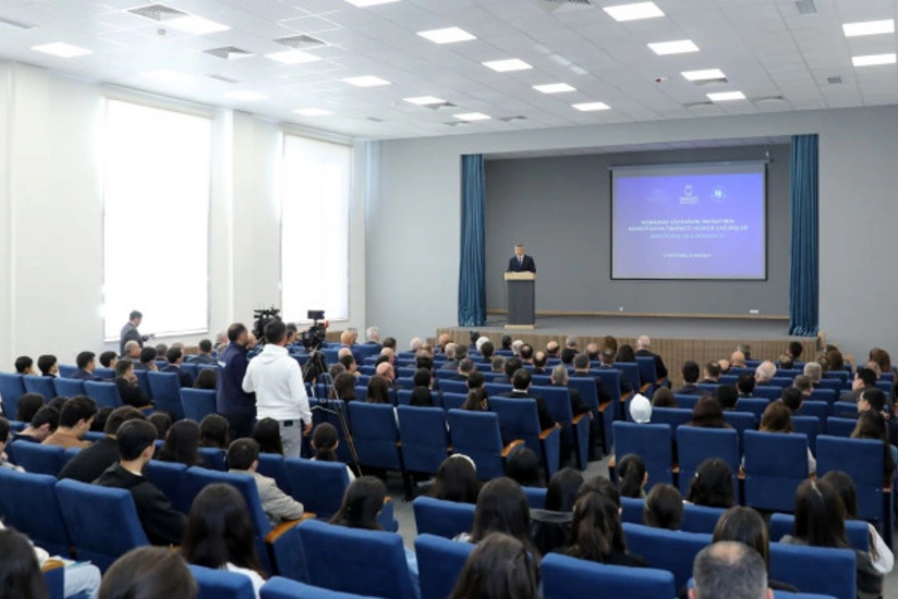 Xankəndidə Məhkəmə sisteminin inkişafının konstitusiya təminatı: müasir çağırışlar mövzusunda konfrans keçirilib