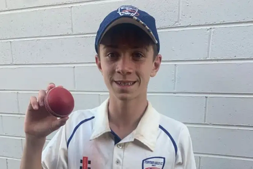 Avstraliyada kriketçi boynuna top zərbəsi dəydiyi üçün vəfat edib