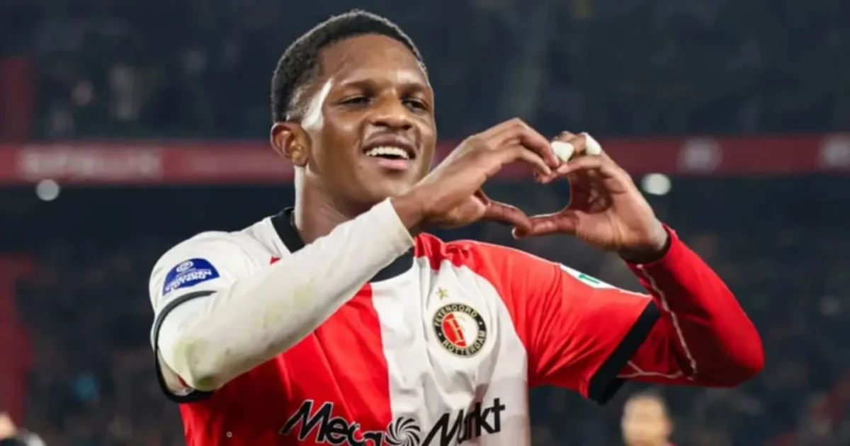 Bavariya 19 yaşlı futbolçunun transferi üçün danışıqlara başlayıb