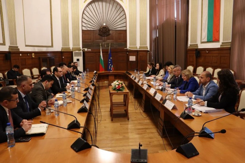 Азербайджан обсудил с Болгарией увеличение доли агропродукции в экспорте