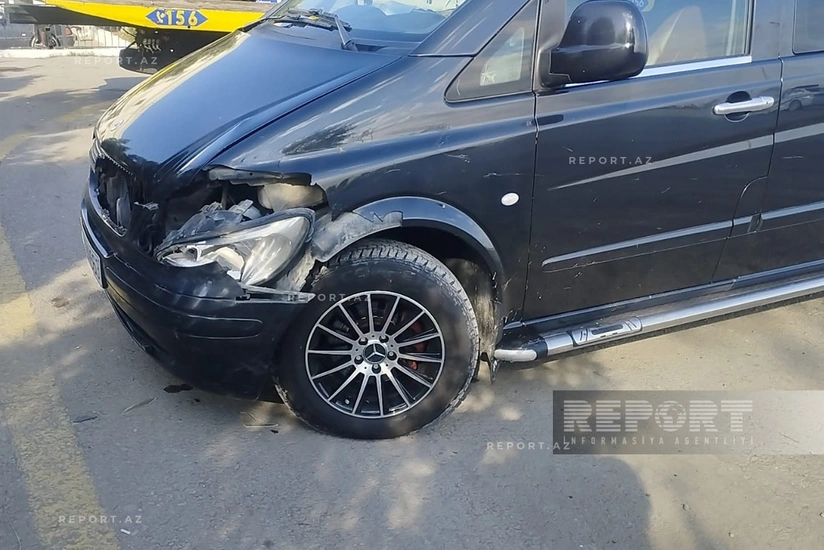 Kürdəmirdə mikroavtobus heyvan sürüsünə çırpılıb, 10 baş qoyun tələf olub