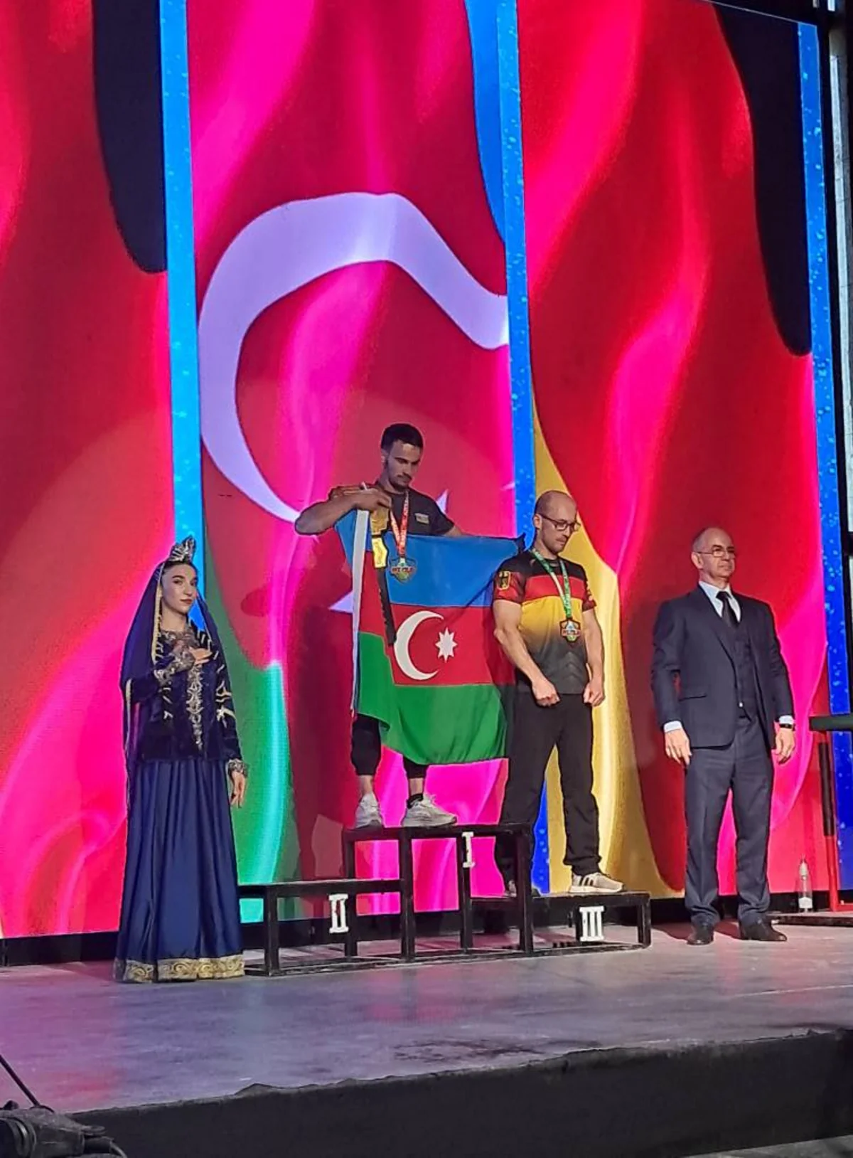 Azərbaycanın qol güləşi komandası Bakıda keçirilən dünya çempionatının qalibi olub