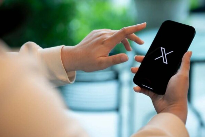 X sosial şəbəkəsi bir ayda Azərbaycandakı bazar payının 77 %-ni itirib