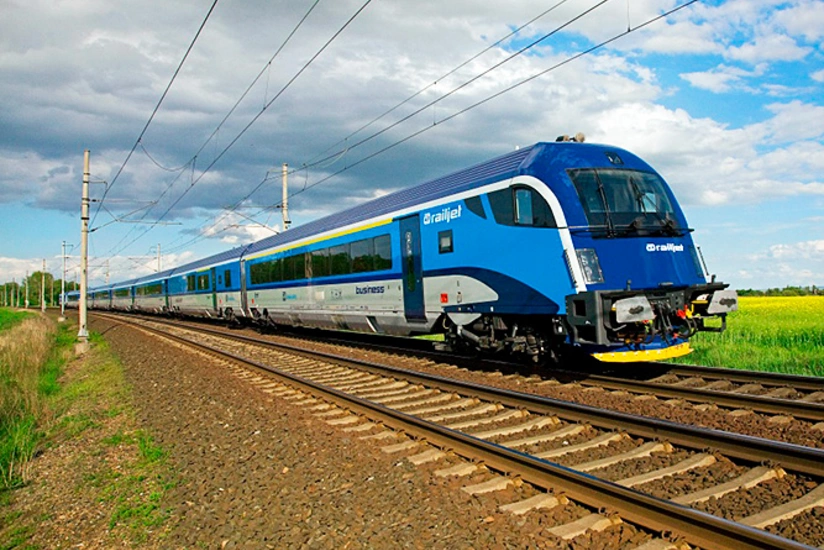 В Чехии из-за кражи на железной дороге остановились десятки поездов