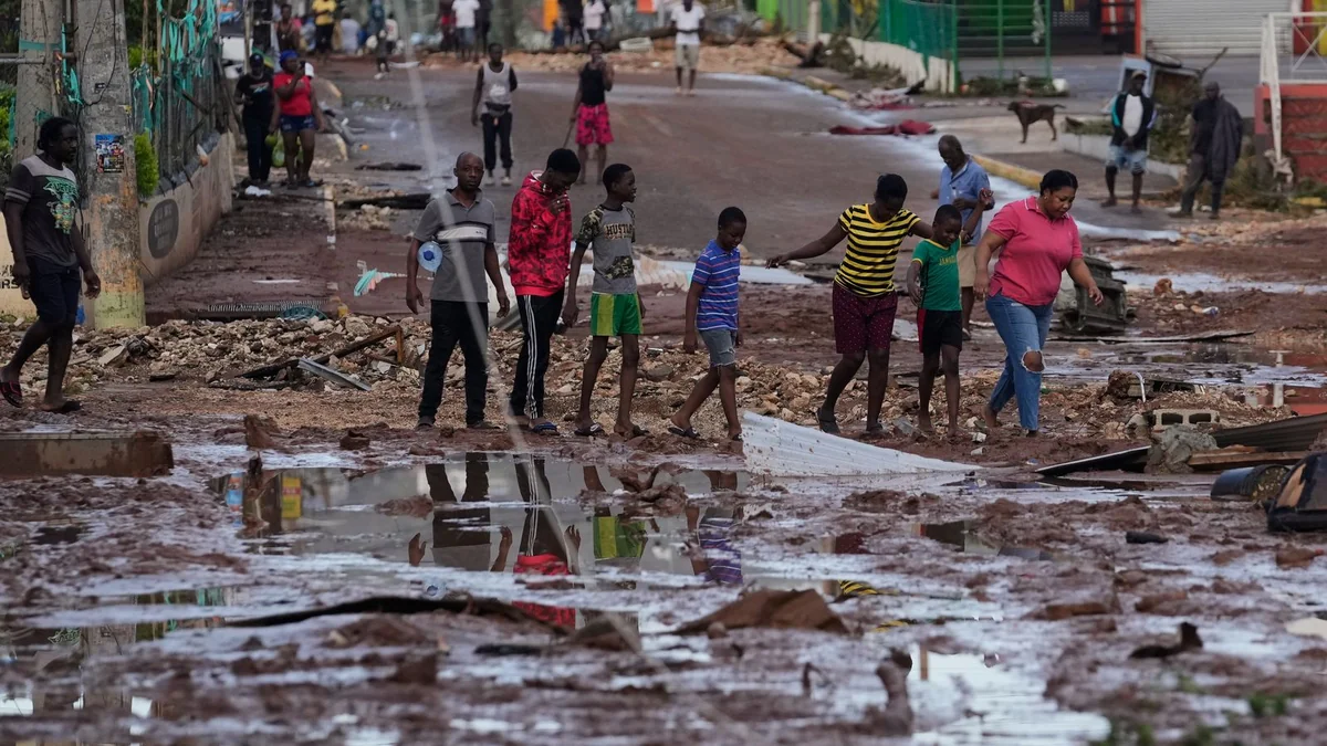 Haiti hökuməti qasırğa qurbanlarının xatirəsinə üçgünlük matəm elan edib