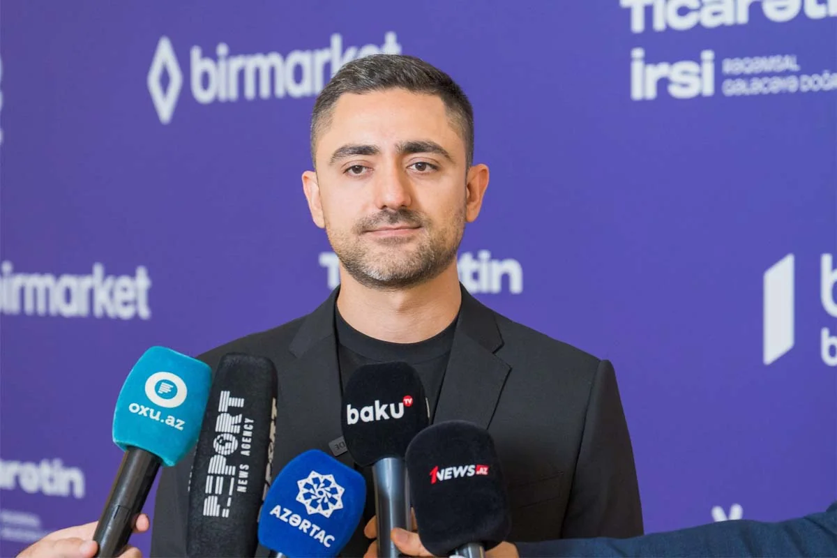Birmarket təkcə platforma ilə deyil, insanları ilə də ticarətçinin yanındadır