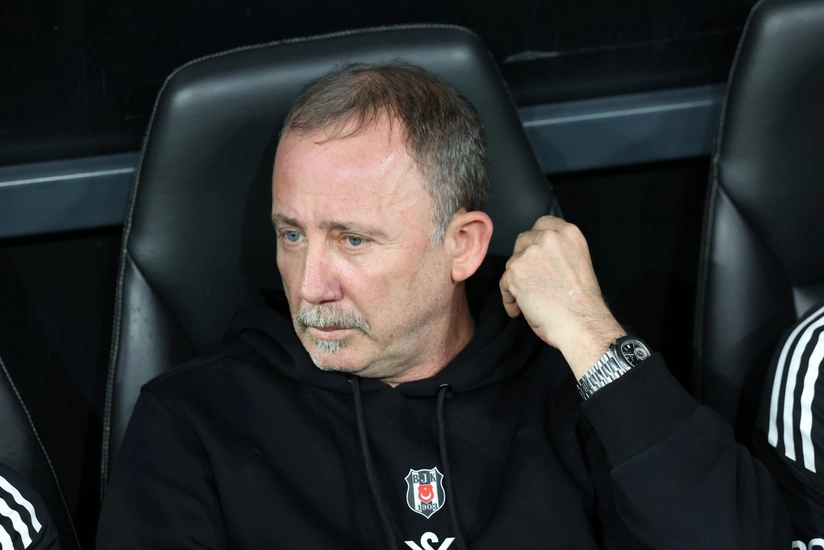 Beşiktaşın baş məşqçisi əməliyyat olunub