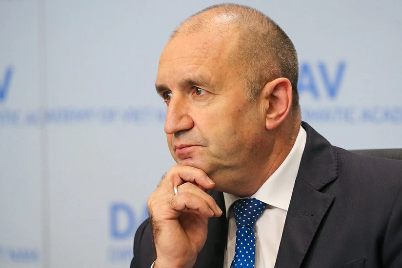 Президент Болгарии наложил вето на закон о продаже активов Лукойла