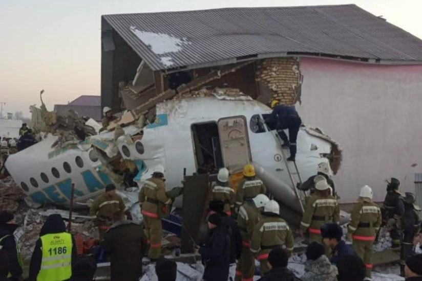 Суд в Казахстане признал пилотов виновными в крушении самолета Bek Air