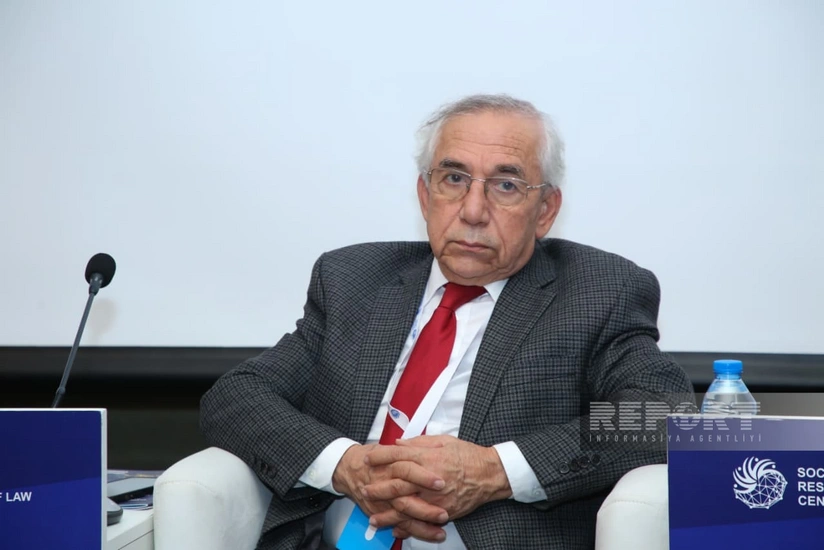 Türkiyəli professor: Təhsil insanın yaşamaqdan sonra ikinci ən böyük haqqıdır