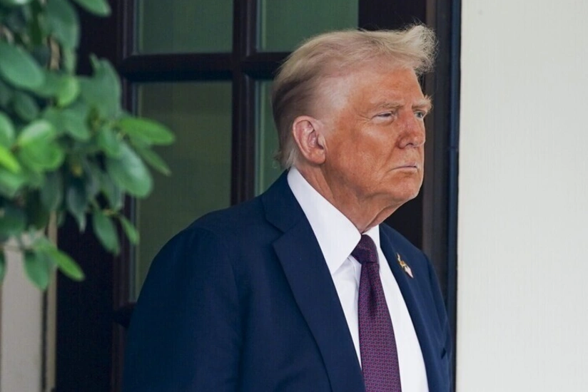 Трамп призвал республиканцев немедленно прекратить шатдаун