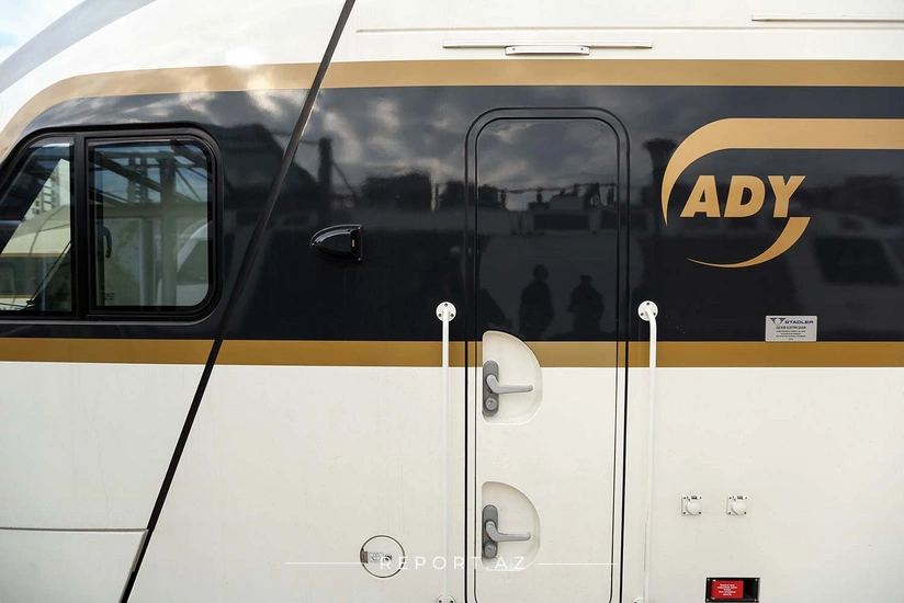 АЖД перейдут на усиленный режим работы в праздничные дни