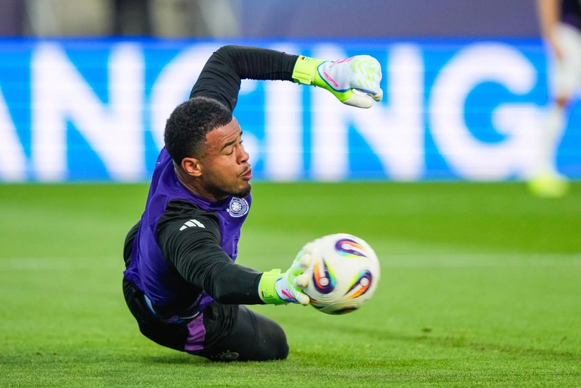 Milan Almaniya klubunun qapıçısı ilə maraqlanır