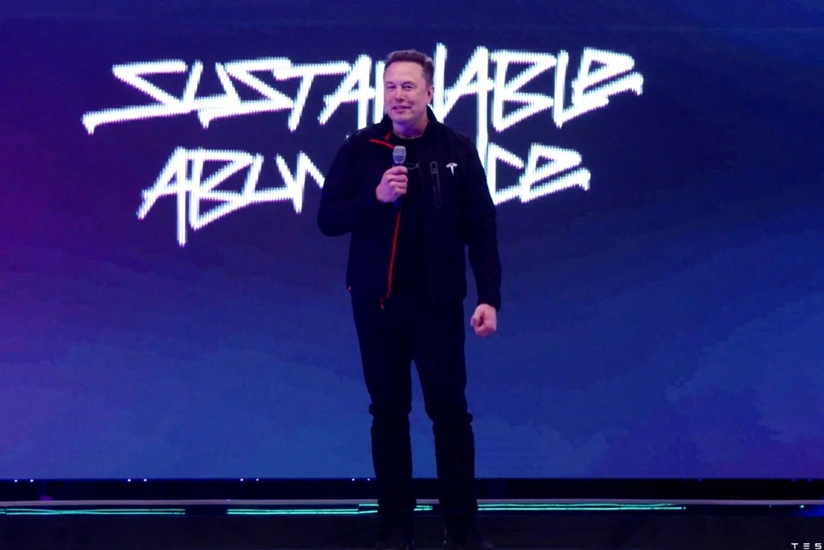 İlon Mask təxminən 1 trilyon dollar bonus alacaq