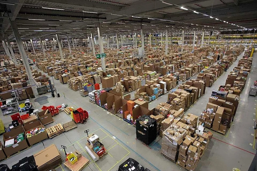 СМИ: В США хотят переоборудовать склады в центры содержания мигрантов