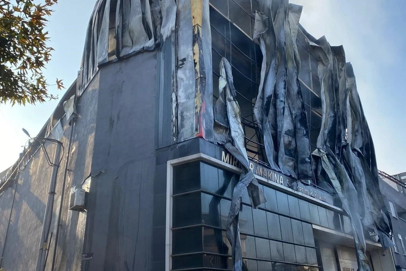 Türkiyədə ətir fabrikindəki yanğın nəticəsində 6 işçi həlak olub