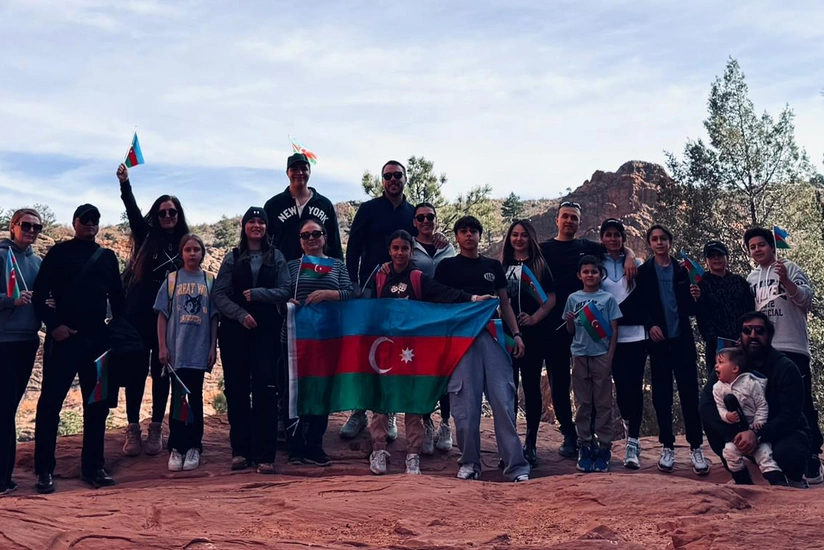 ABŞ-də azərbaycanlılar Zəfər Günü münasibətilə yürüş təşkil ediblər