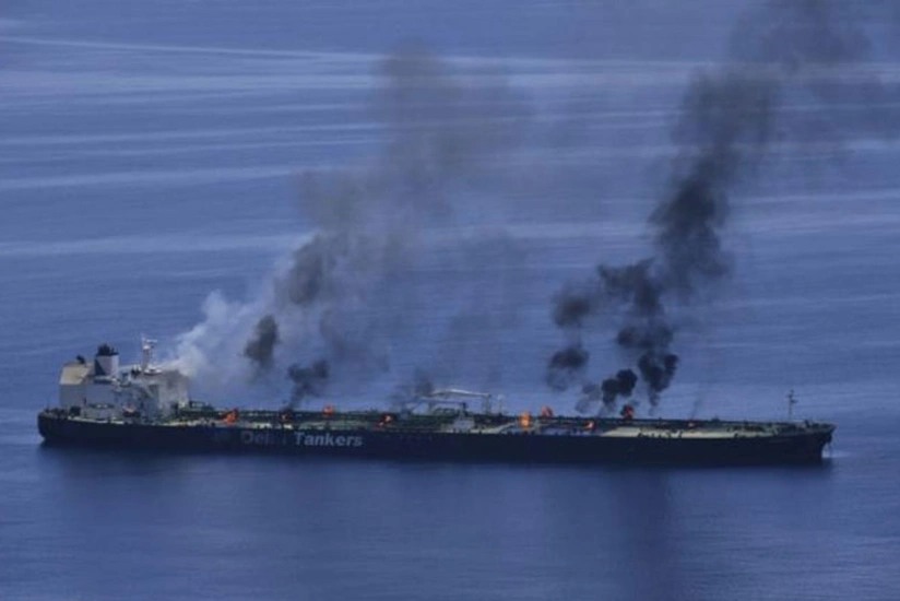 СМИ: Хуситы решили приостановить атаки на Израиль и суда в Красном море