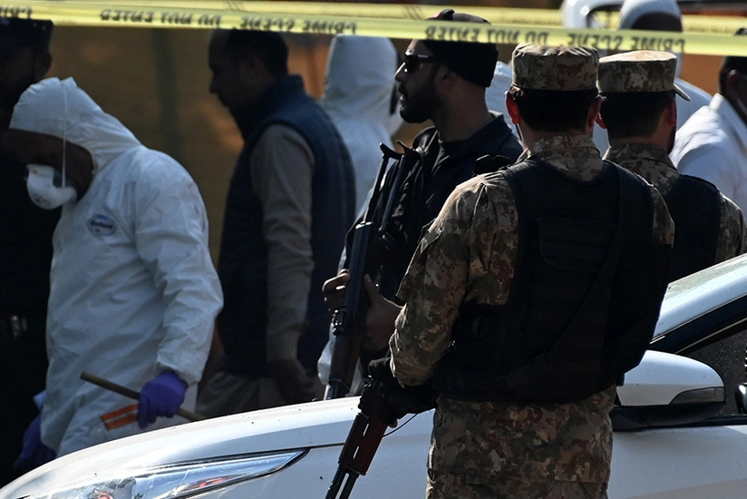 СМИ: Талибы в Пакистане подтвердили причастность к теракту у здания суда