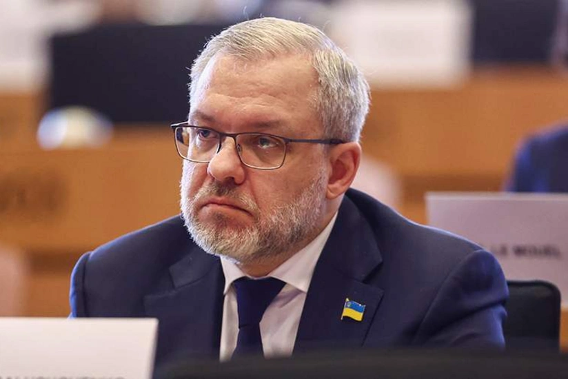 Министр юстиции Украины отстранен от должности