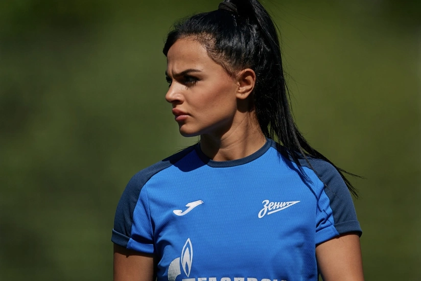 Azərbaycan millisinin futbolçusu Rusiya çempionatında növbəti dəfə rəmzi komandaya seçilib