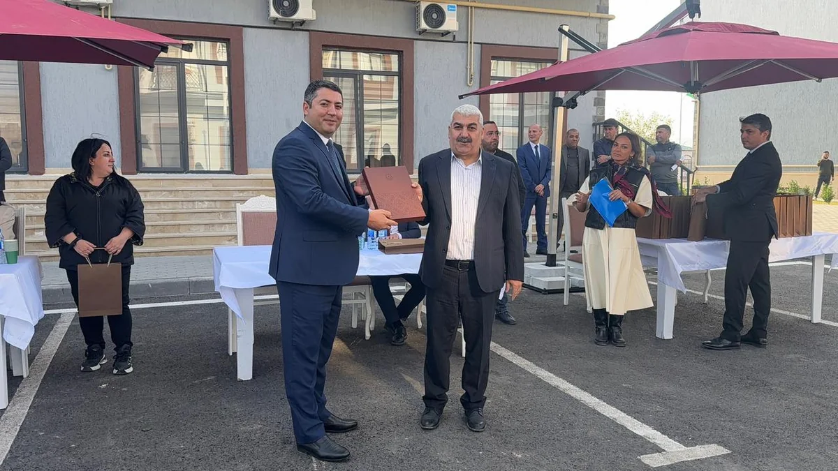 Növbəti köç karvanı Ağalı kəndinə çatıb, açarlar təqdim olunub - YENİLƏNİB-2