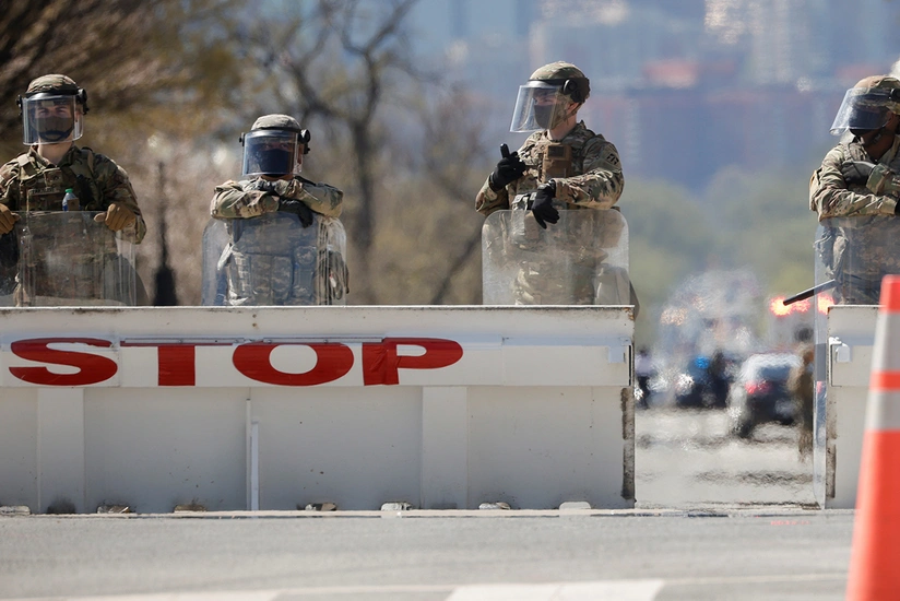 СМИ: Бойцов нацгвардии США отзывают из Портленда и Чикаго