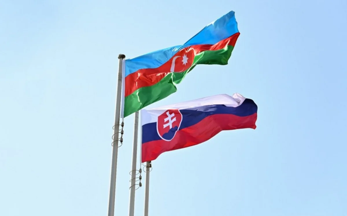 Slovakiya səfiri Azərbaycanı Milli Dirçəliş Günü münasibətilə təbrik edib