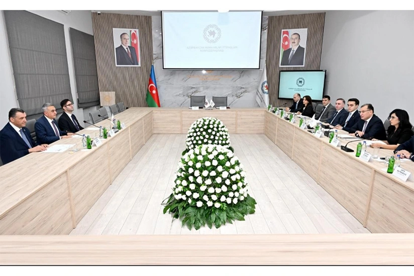 AHİK Vəkillər Kollegiyası ilə Əməkdaşlıq Memorandumu imzalayıb