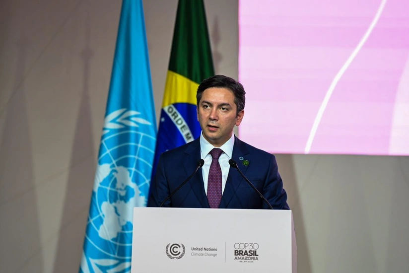 Ялчын Рафиев: Азербайджан обязуется сократить выбросы на 40% на 15 лет раньше