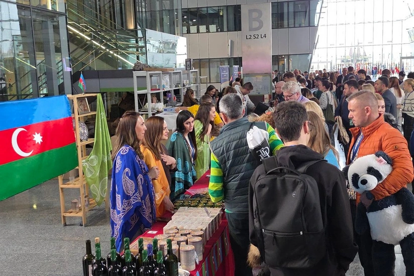 Azərbaycan NATO-nun Xeyriyyə bazarında iştirak edib