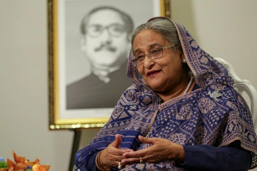 Экс-премьера Бангладеш заочно приговорили к смертной казни