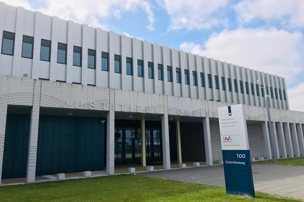 Niderland Prokurorluğu təxminən 50 nəfərin keyfiyyətsiz dərmanlar səbəbindən ölümünü araşdırır