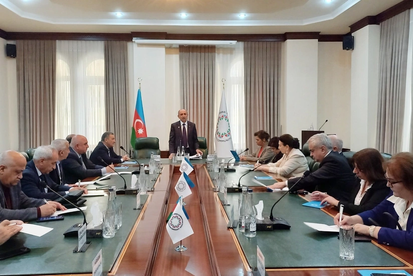 Материалы о Западном Азербайджане предложено публиковать на иностранных языках