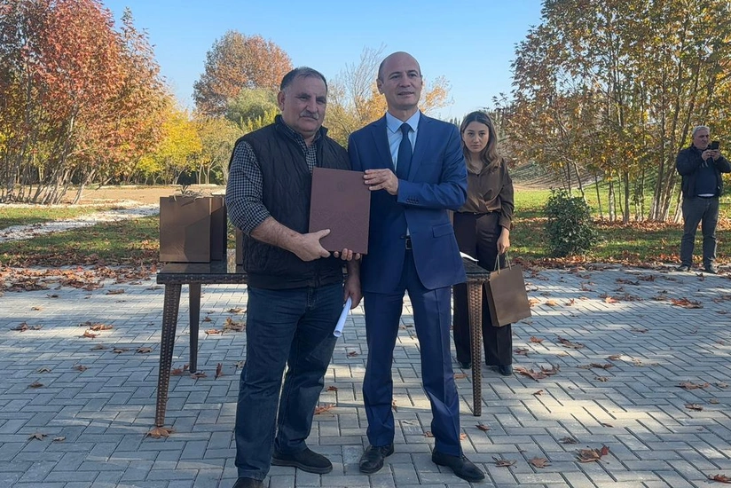 Another group of former IDPs leaves for Khorovlu village of Azerbaijan's Jabrayil district