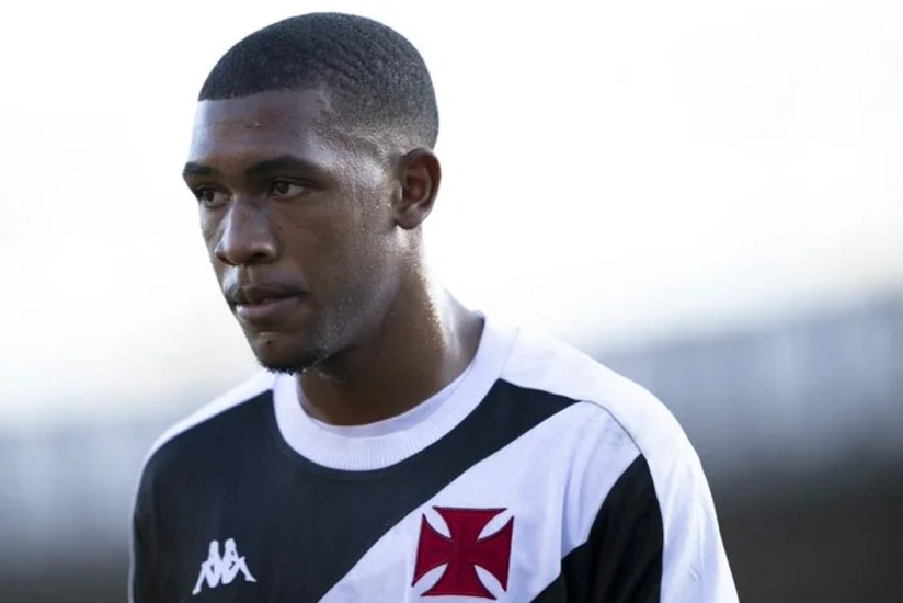 Barselona 19 yaşlı hücumçunu transfer etmək üçün hərəkətə keçib