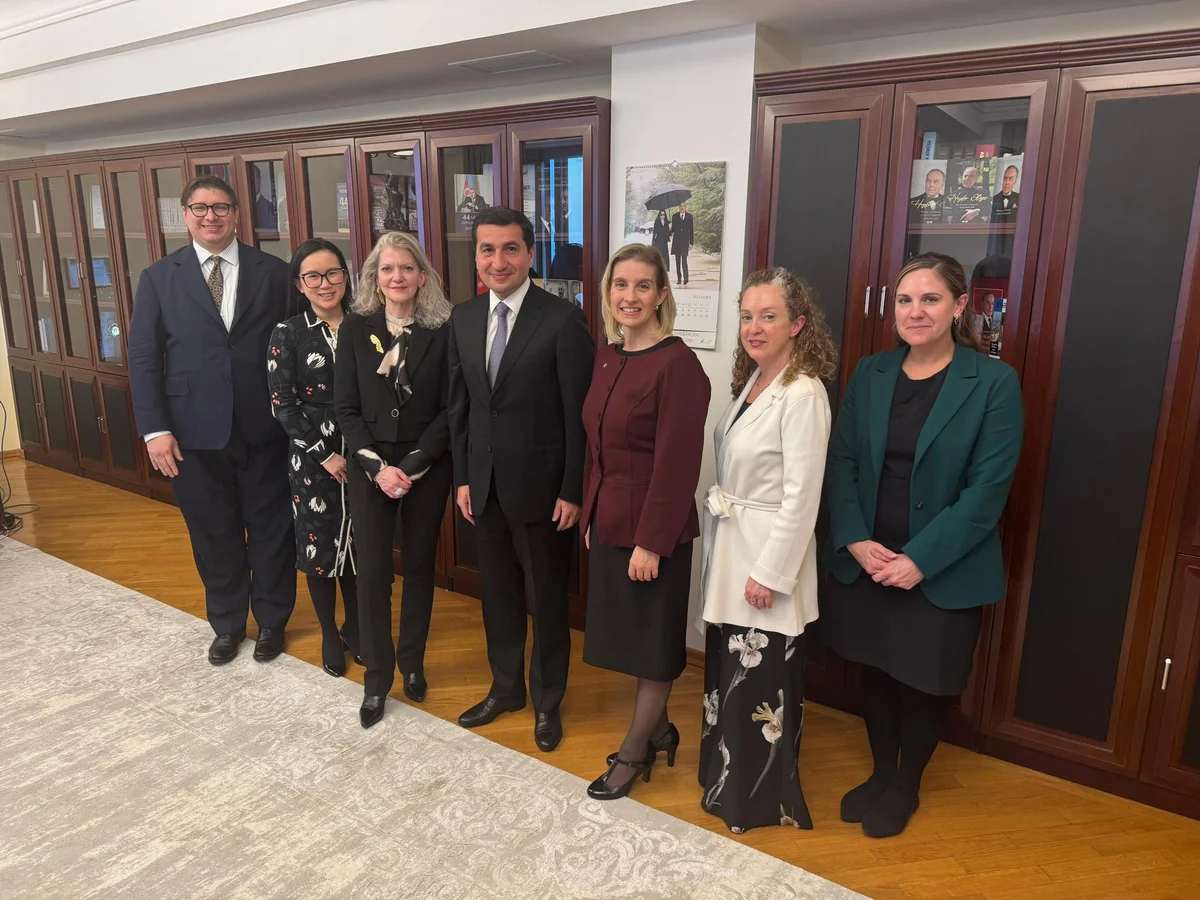 Hikmat Hajiyev, Allison Hooker mull Baku-Yerevan peace process