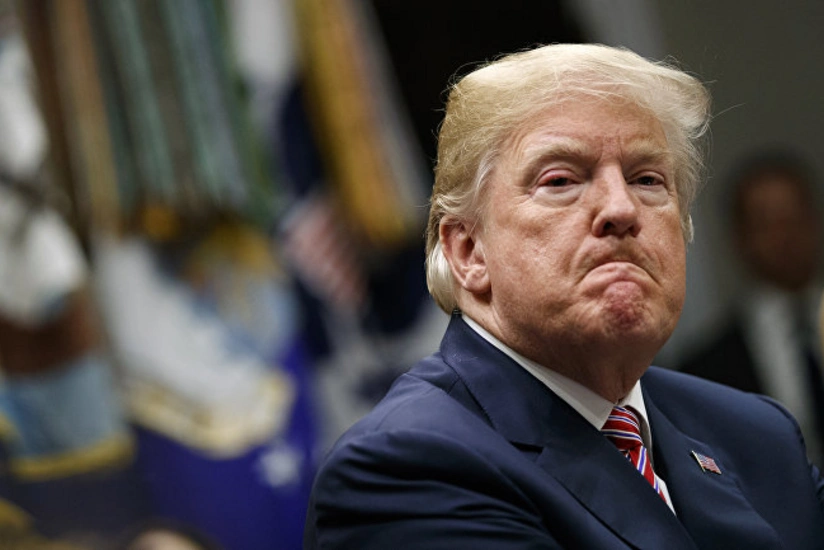 СМИ: В столице США прошла акция с призывами к импичменту Дональда Трампа