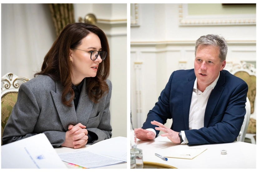 Sviridenko ABŞ Quru Qoşunlarının naziri ilə görüşüb