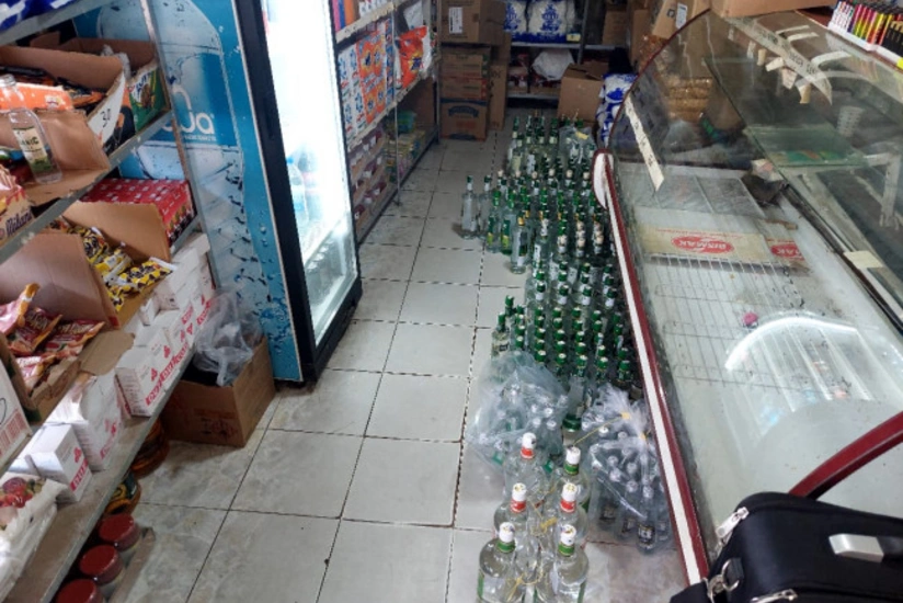 Şəmkirdə mağazada 128 litrə yaxın saxta araq aşkarlanıb